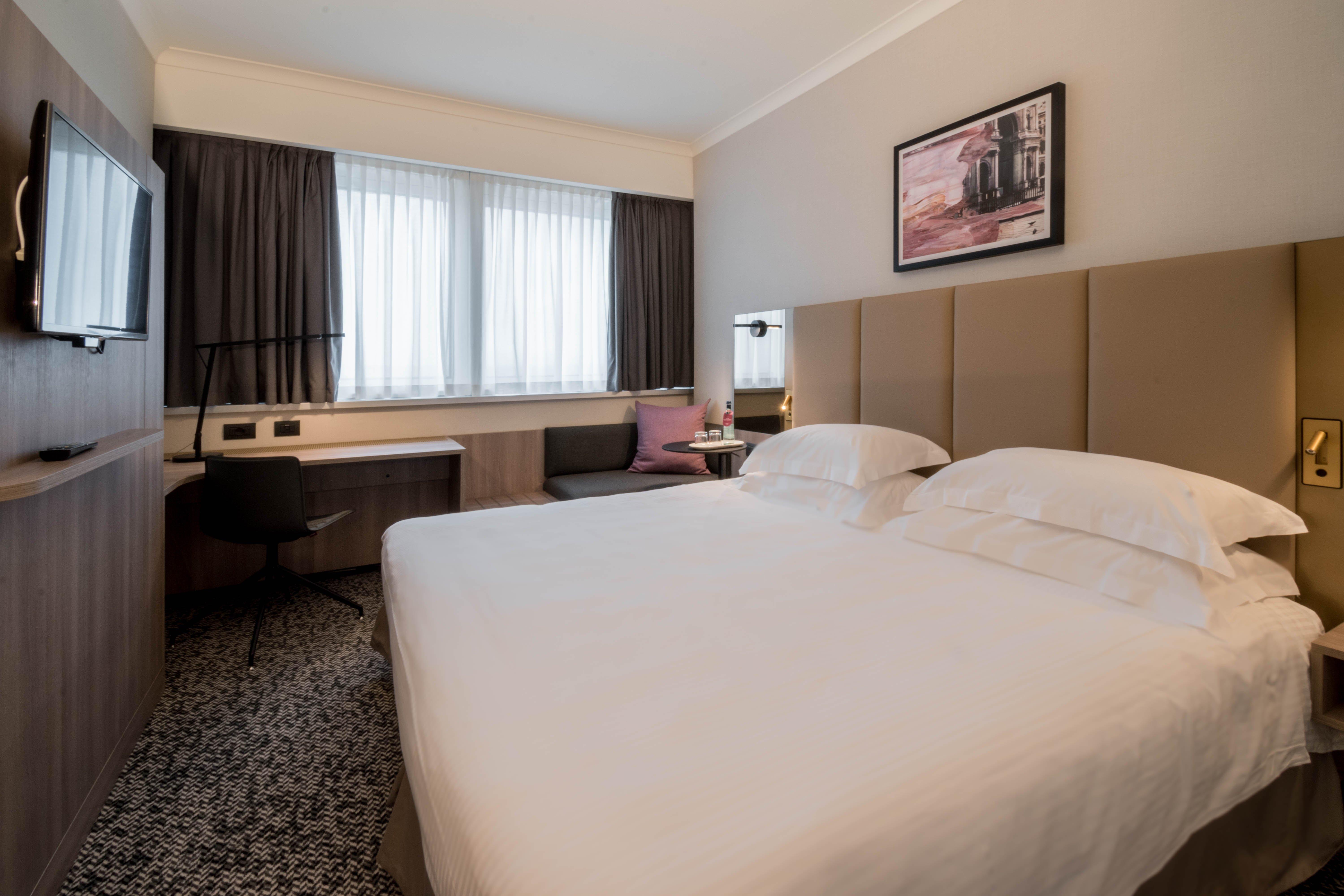 Hotel Crowne Plaza Milan Linate By Ihg à San Donato Milanese Extérieur photo