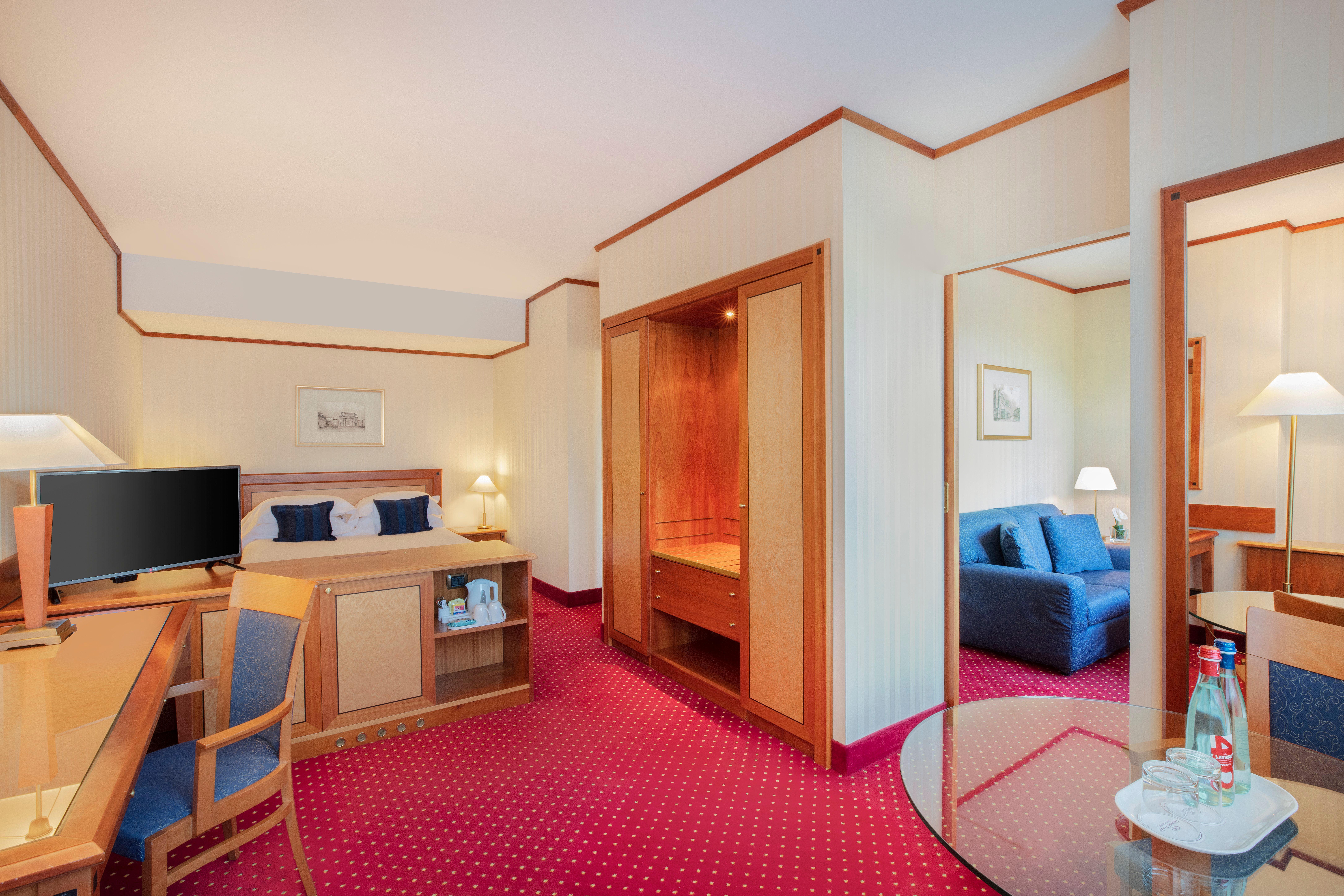Hotel Crowne Plaza Milan Linate By Ihg à San Donato Milanese Extérieur photo