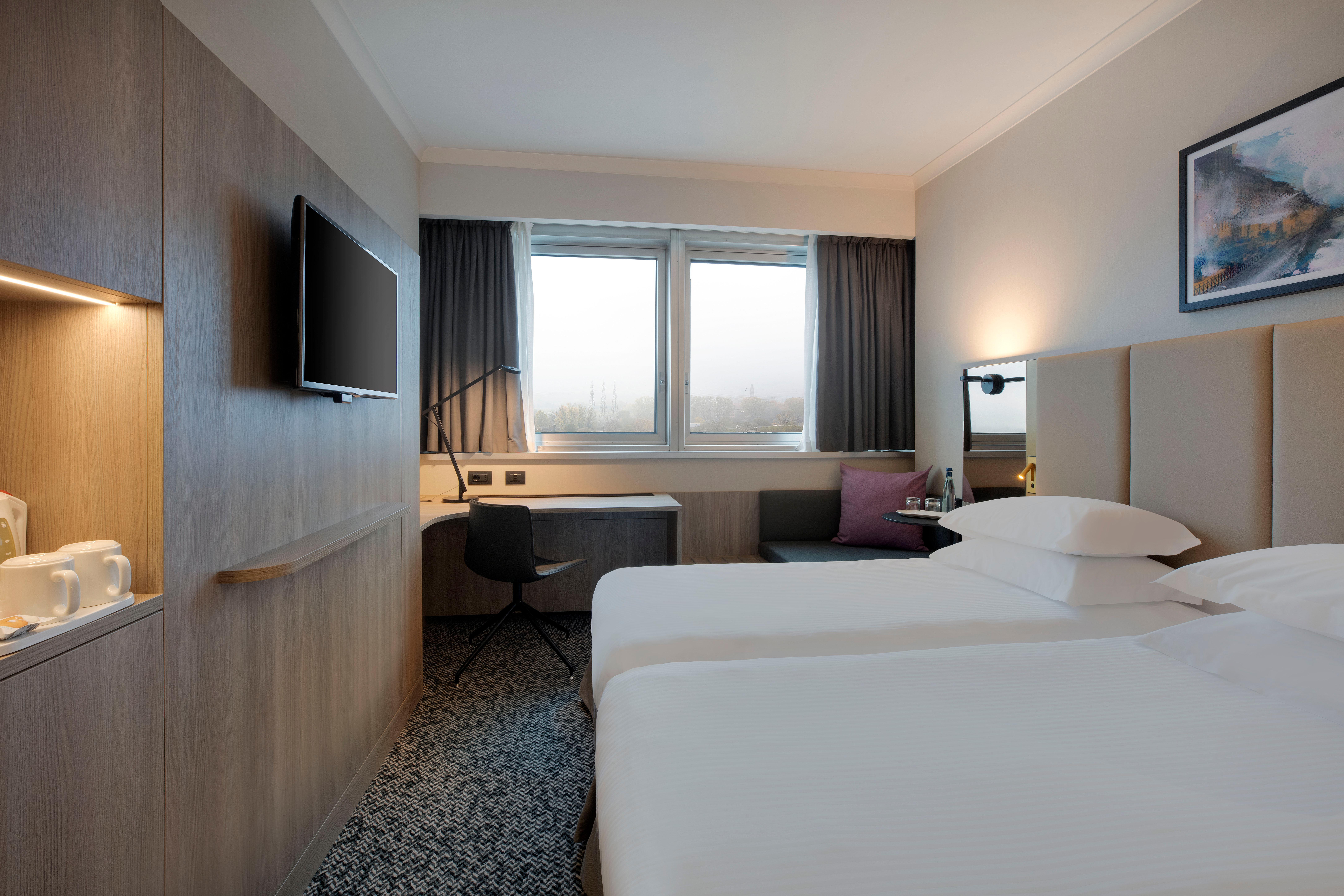 Hotel Crowne Plaza Milan Linate By Ihg à San Donato Milanese Extérieur photo