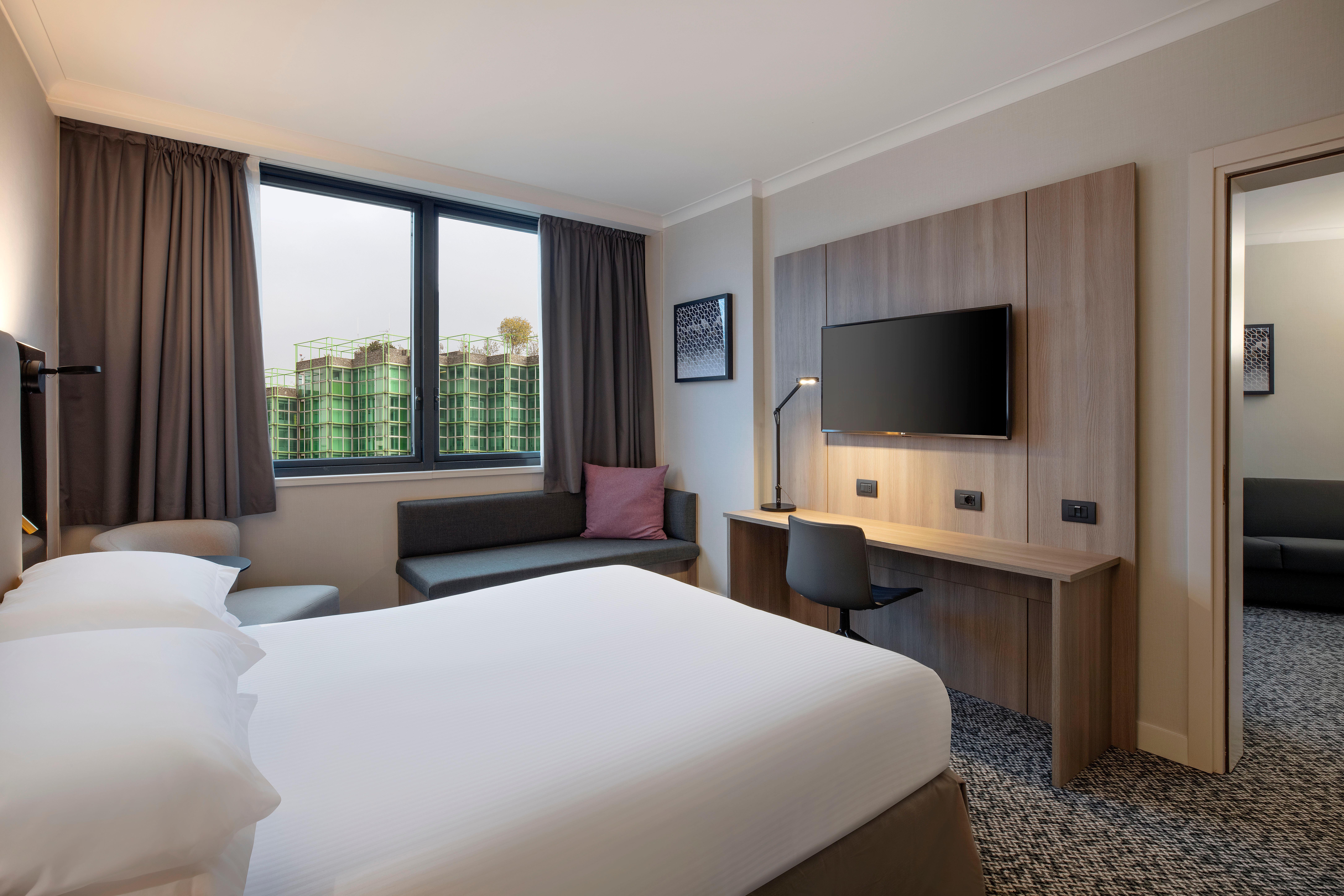 Hotel Crowne Plaza Milan Linate By Ihg à San Donato Milanese Extérieur photo