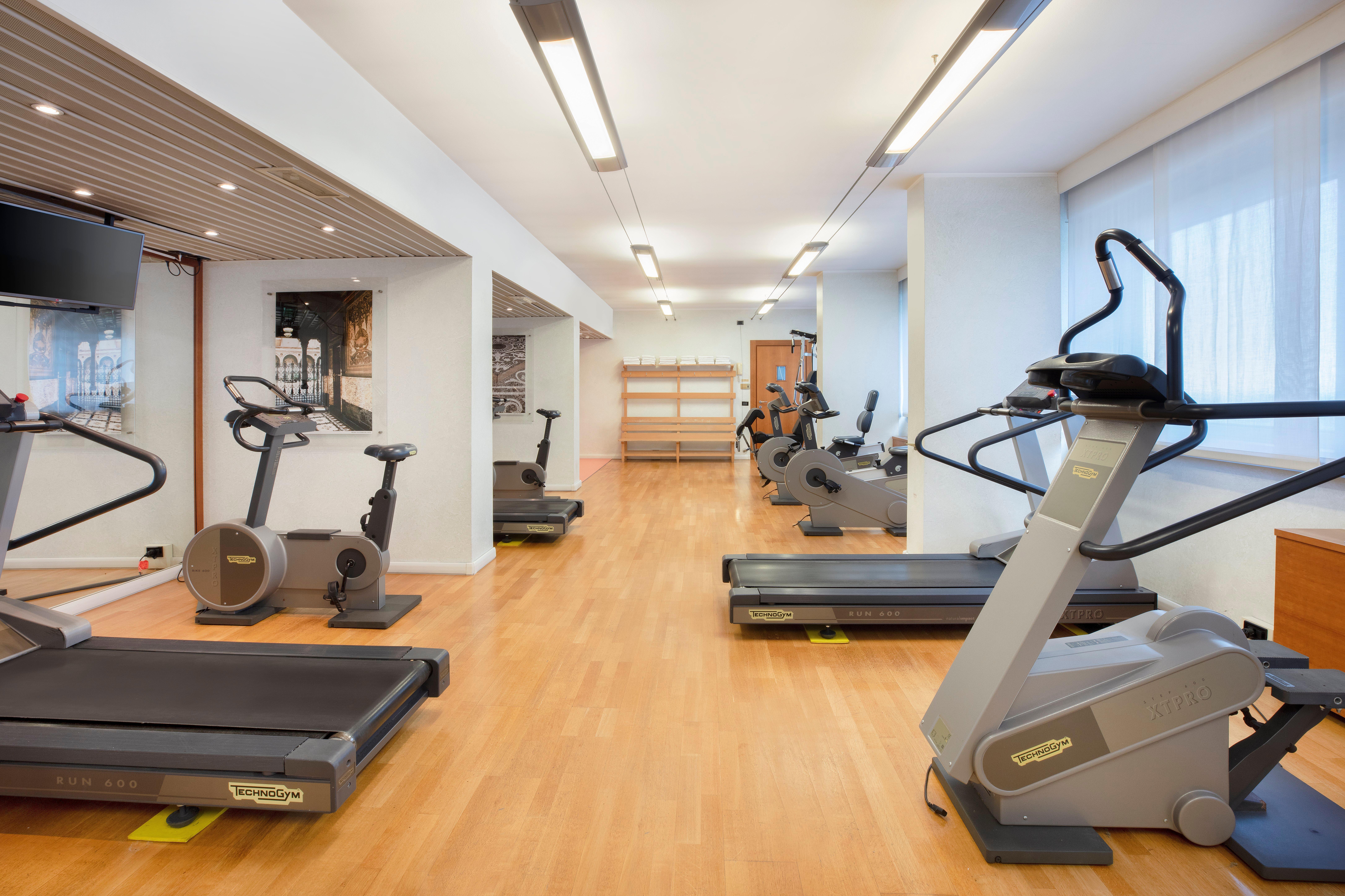 Hotel Crowne Plaza Milan Linate By Ihg à San Donato Milanese Extérieur photo