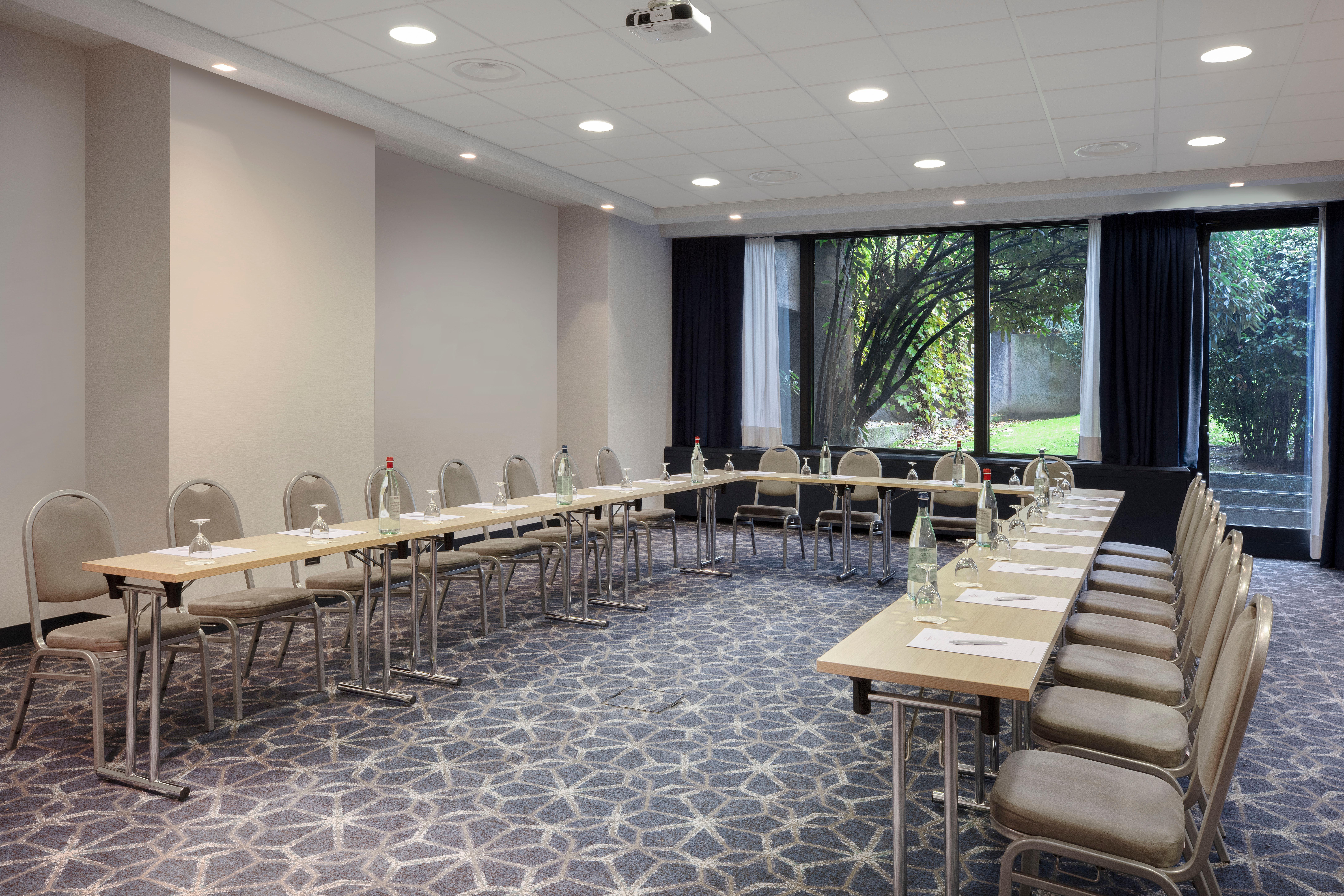 Hotel Crowne Plaza Milan Linate By Ihg à San Donato Milanese Extérieur photo