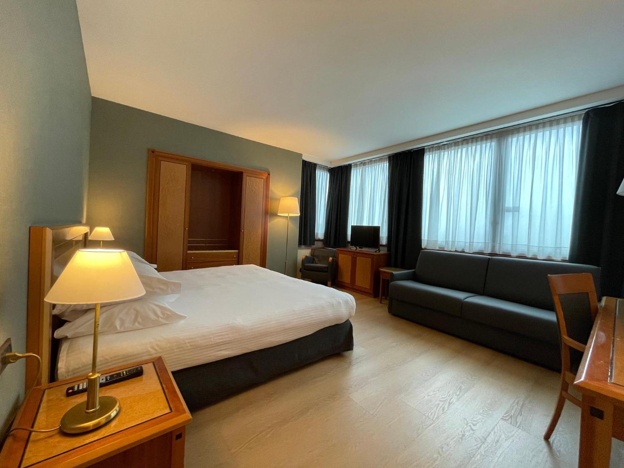 Hotel Crowne Plaza Milan Linate By Ihg à San Donato Milanese Extérieur photo