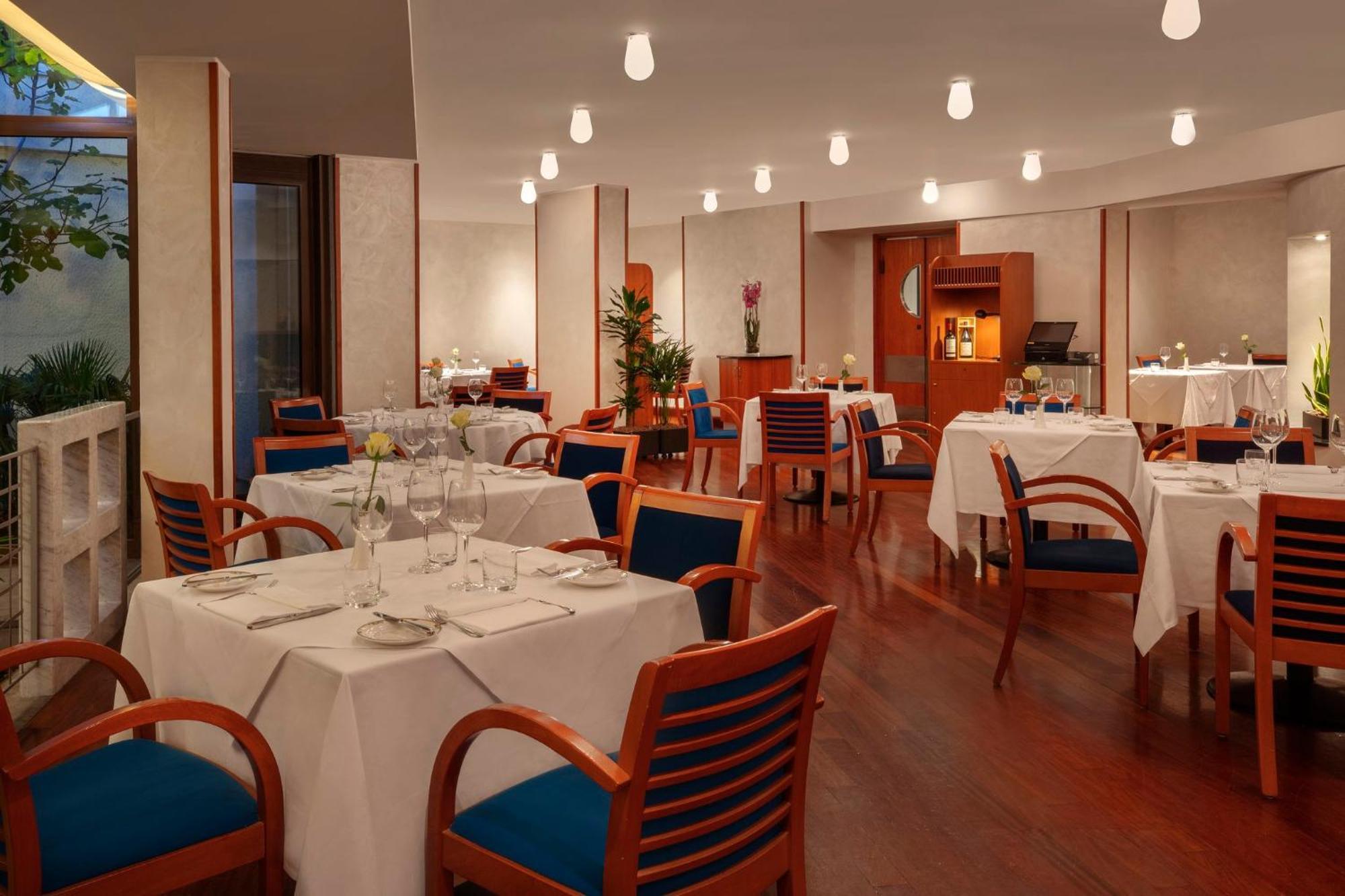 Hotel Crowne Plaza Milan Linate By Ihg à San Donato Milanese Extérieur photo